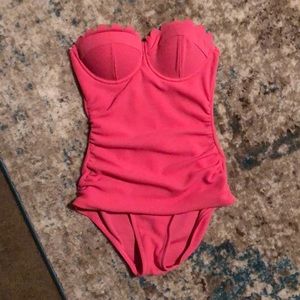 Beautiful hot pink strapless swim suit